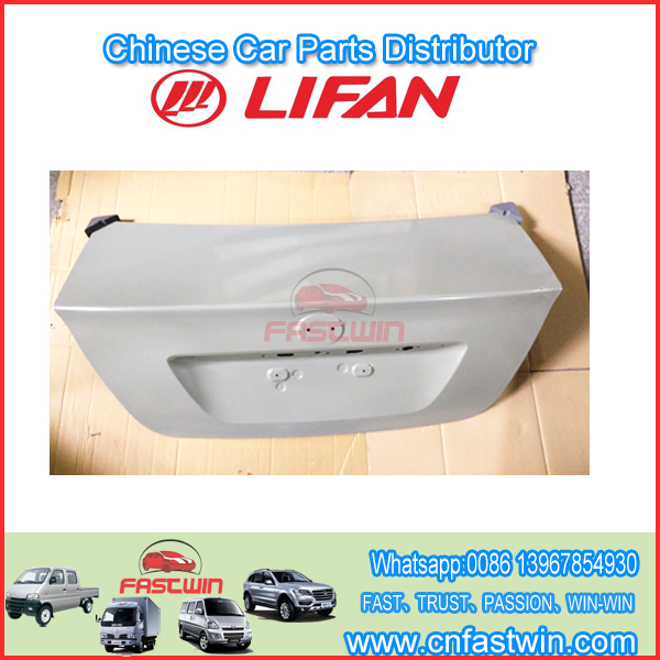 LIFAN B5604000 montaje de la tapa del maletero