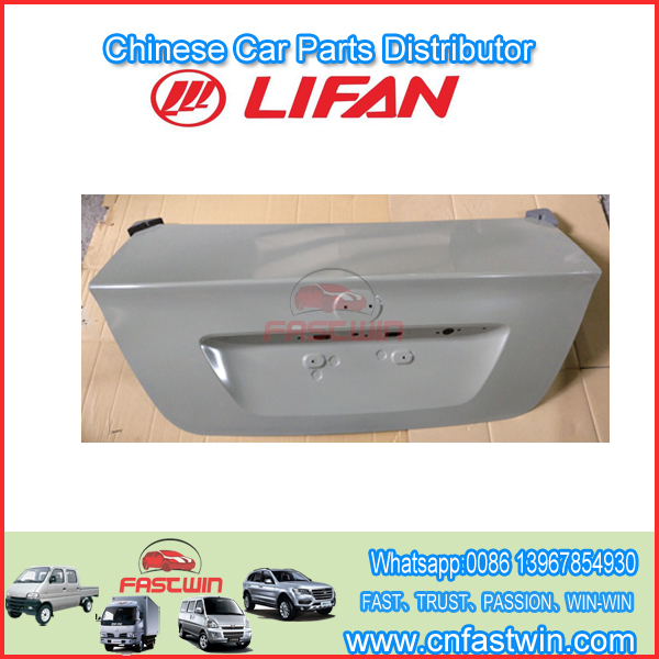 LIFAN B5604000 montaje de la tapa del maletero