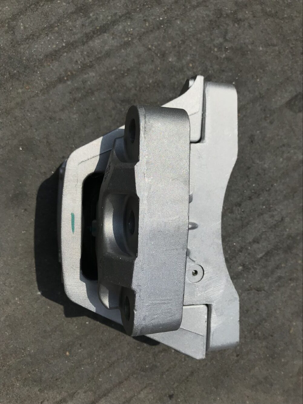 MG 10095174 ENGINE SUPPORT
