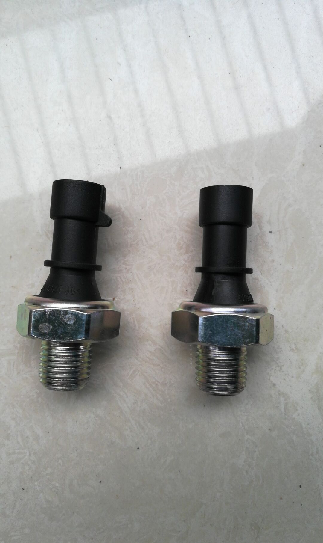 CHERY TIGGO A11-3810010BC OIL SENSOR
